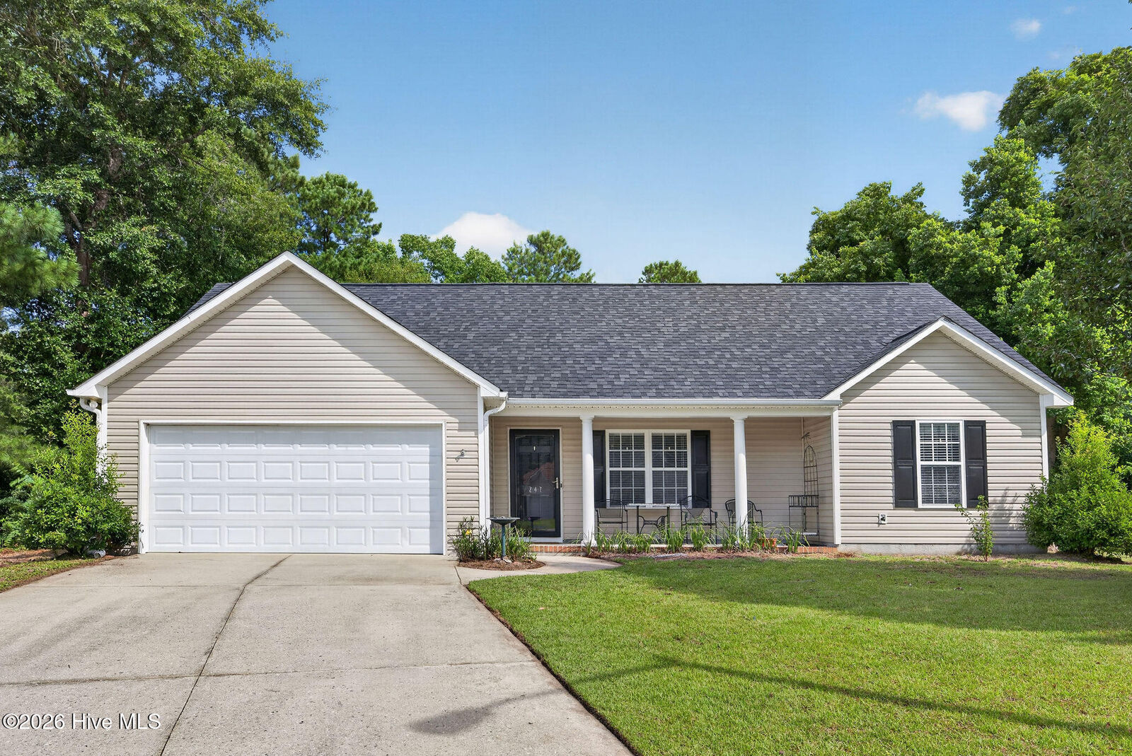 Property Photo: 247 Ross Court NC 28451