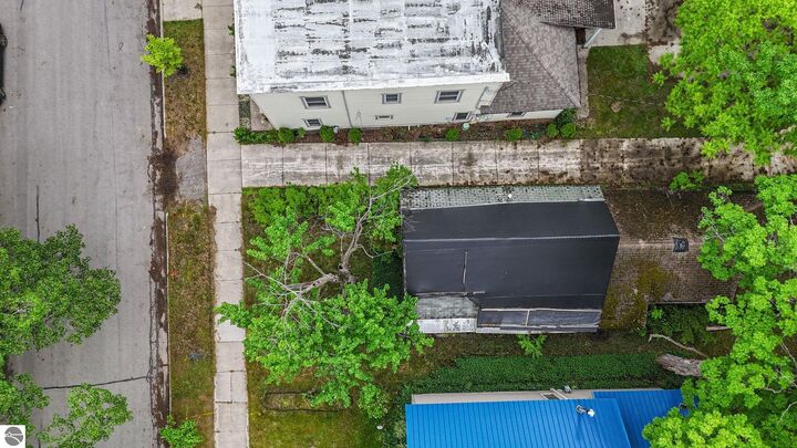 Property Photo:  812 Webster Street  MI 49686 