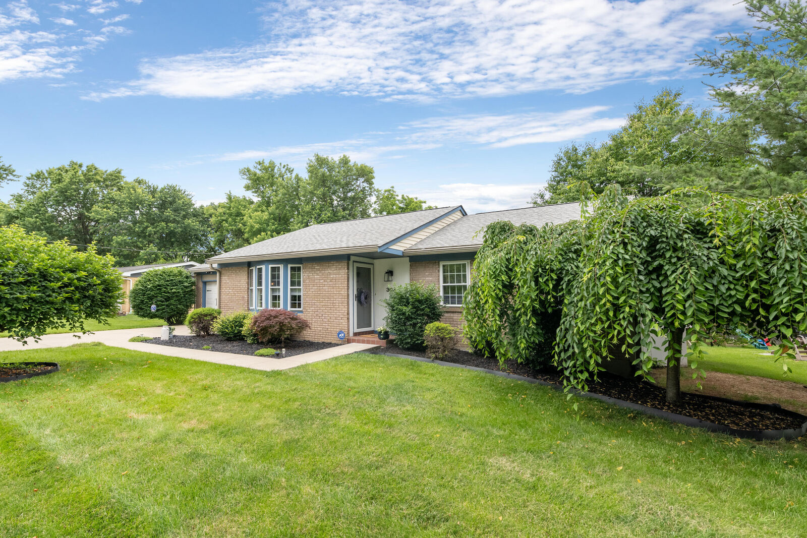Property Photo:  303 Center Park Drive  KY 41042 