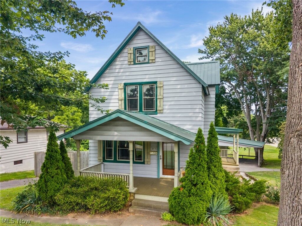 Property Photo: 957 Cleveland Avenue OH 44001