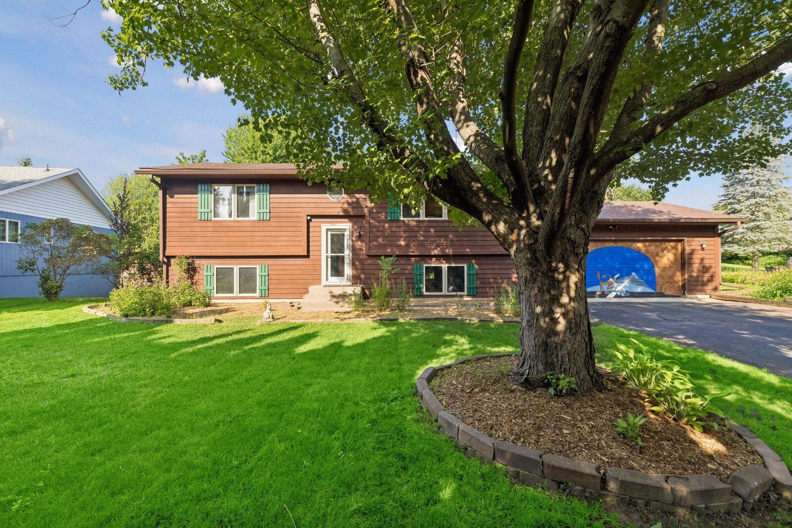 Property Photo: 818 Pine Tree Trail MN 55082