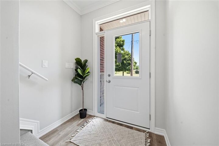 Property Photo:  11 Ontario Street  ON N3S 2B7 