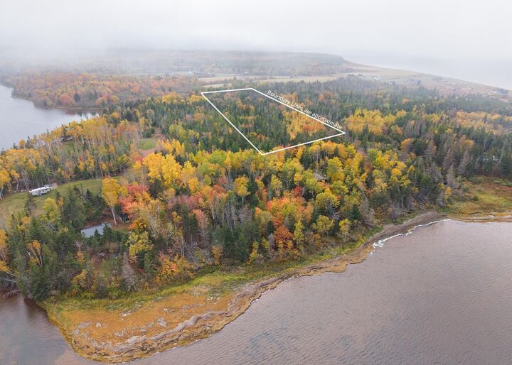 Holly Del Lane Acreage — photo 1