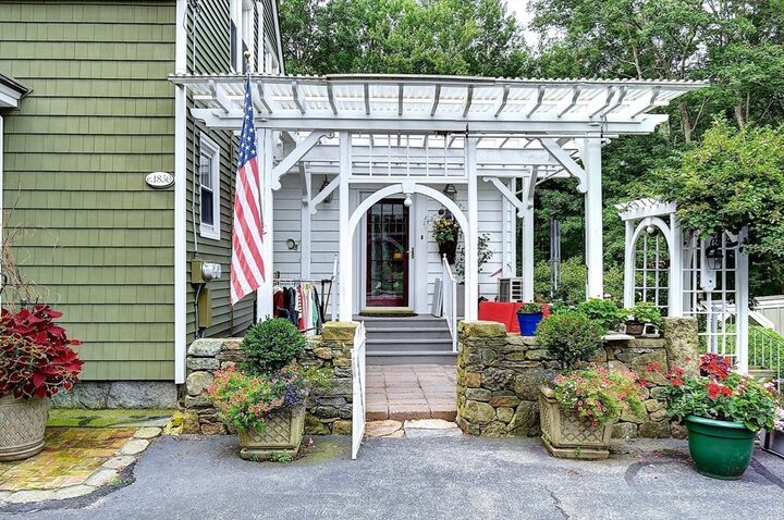 Property Photo:  647 Main St B  MA 01537 