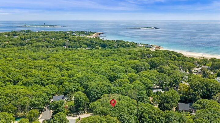 Property Photo: 19 Ridgewood Rd 19 MA 01966