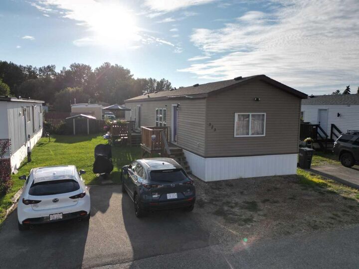 Property Photo:  5344 76 Street # 323  AB T4P 2A6 