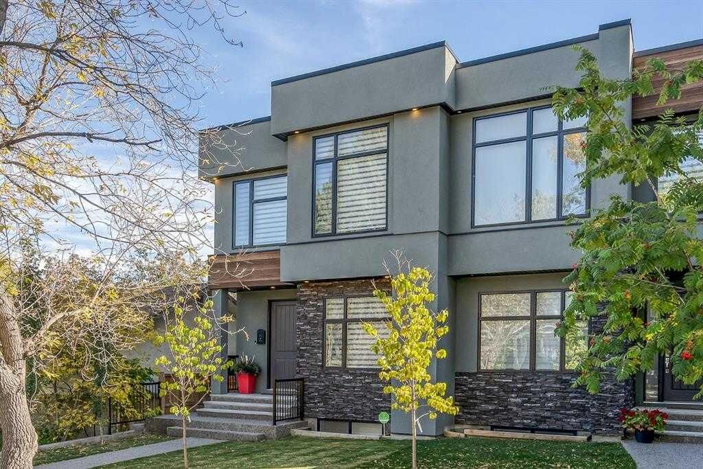 Property Photo: 2826 40 Street SW AB T3E 3J6