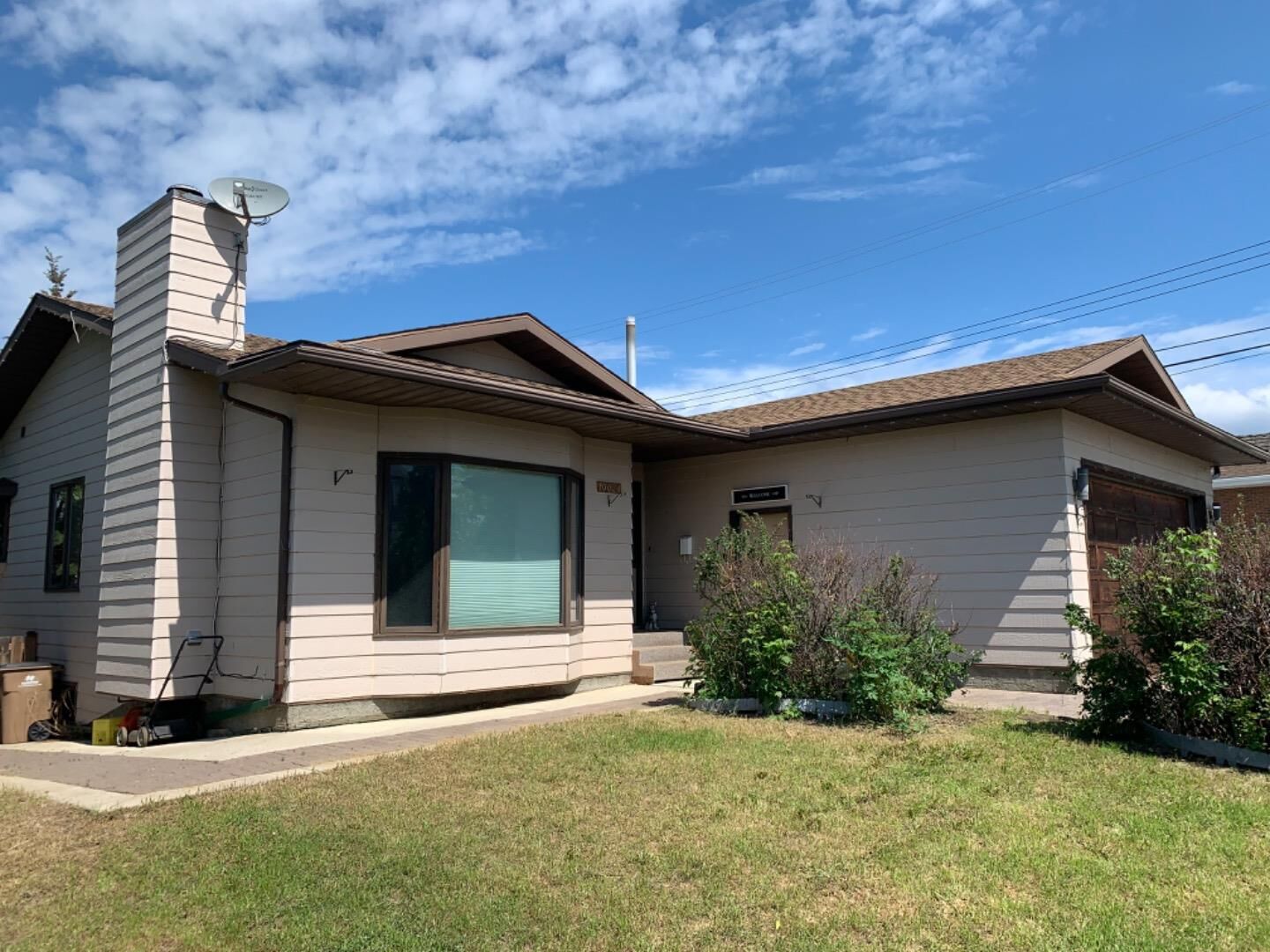Property Photo:  10024 103 Avenue  AB T0A 2C0 