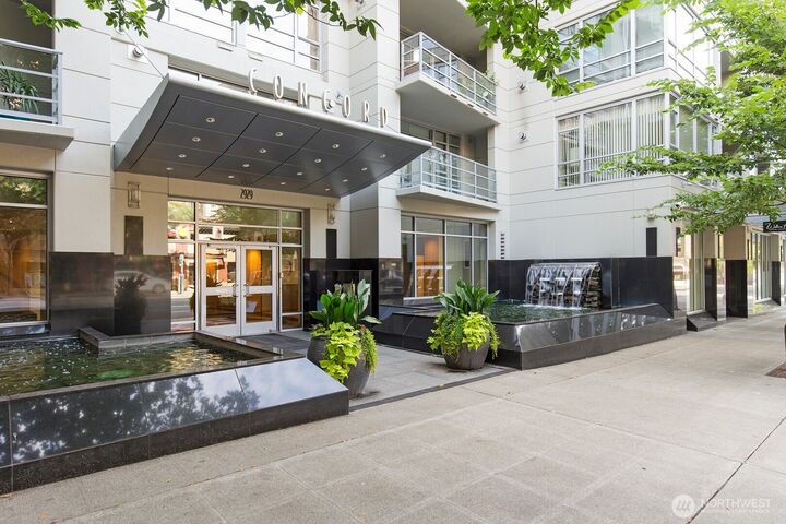 Property Photo: 2929 1st Avenue 313 WA 98121