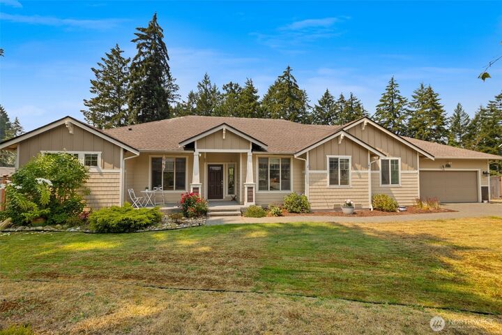 Property Photo: 9014 206th Street Court E WA 98338