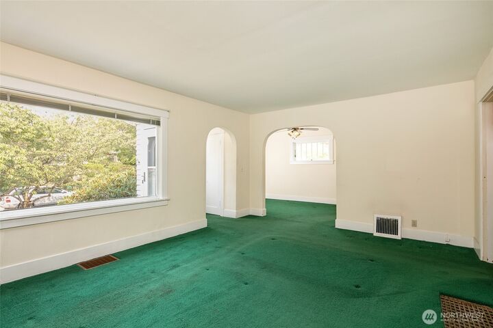 Property Photo:  6016  34th Avenue NE  WA 98115 