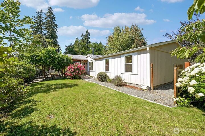Property Photo:  56  7th Avenue  WA 98339 
