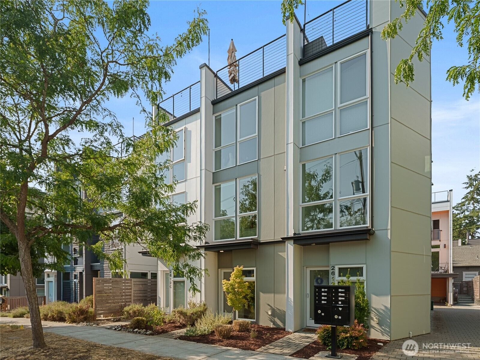 Property Photo: 2612 SW Nevada Street B WA 98126