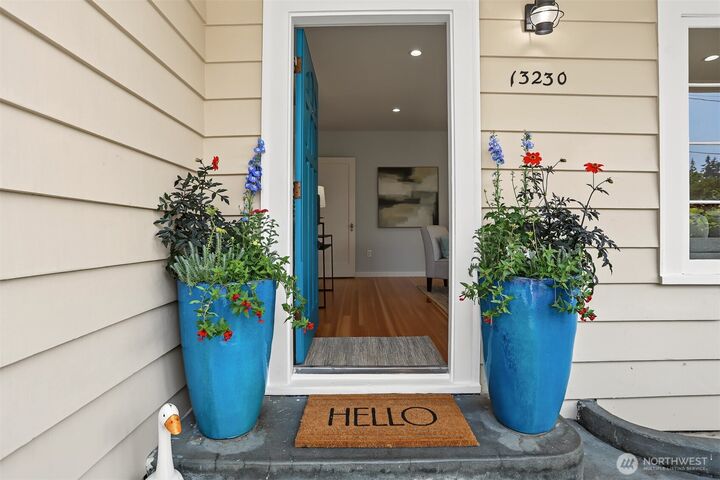 Property Photo: 13230 2nd Avenue NW WA 98177