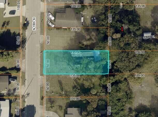 Property Photo: 702 N 19th N Street FL 34950