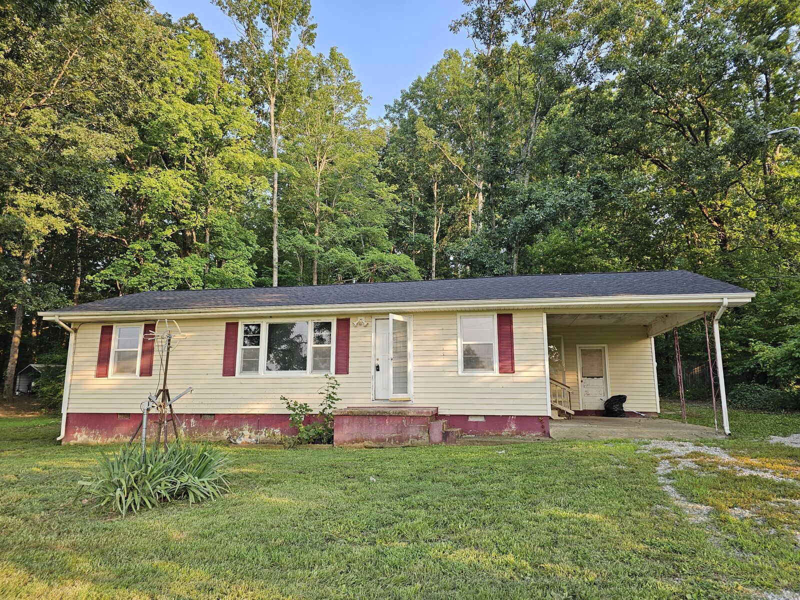 Property Photo: 118 County Road 503 TN 37329