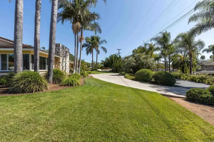Property Photo:  2125 Walnut Lane  CA 92084 