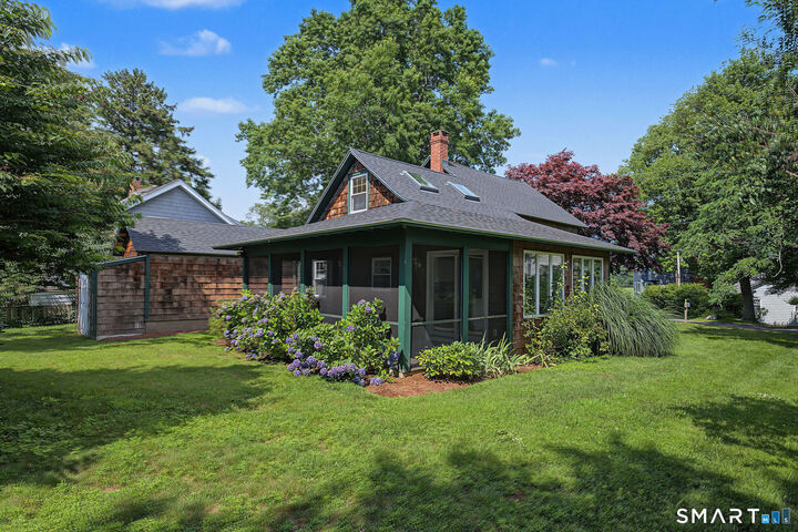 Property Photo:  44 Pent Road  CT 06443 