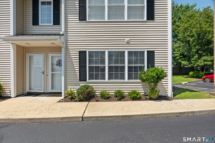 Property Photo: 659 West Avenue 1 CT 06461