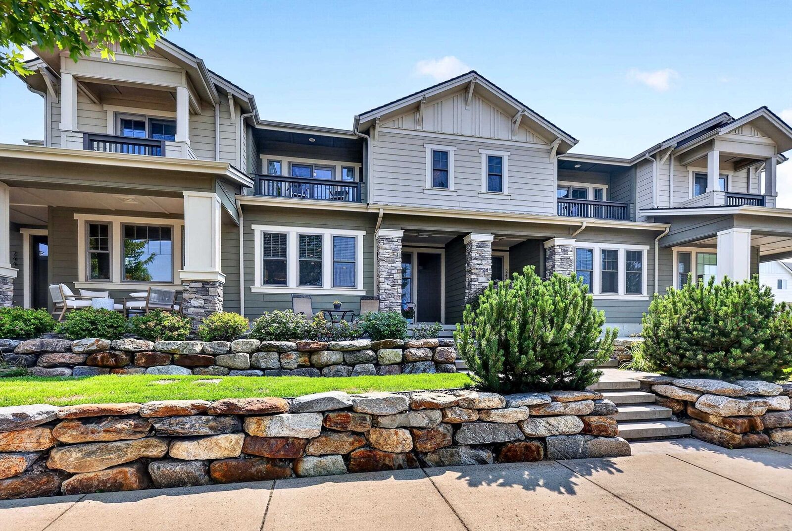 Property Photo:  24412 E Hawkstone Loop  WA 99019 