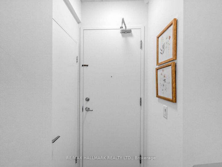 Property Photo: 333 Adelaide Street E 728 ON M5A 4T4