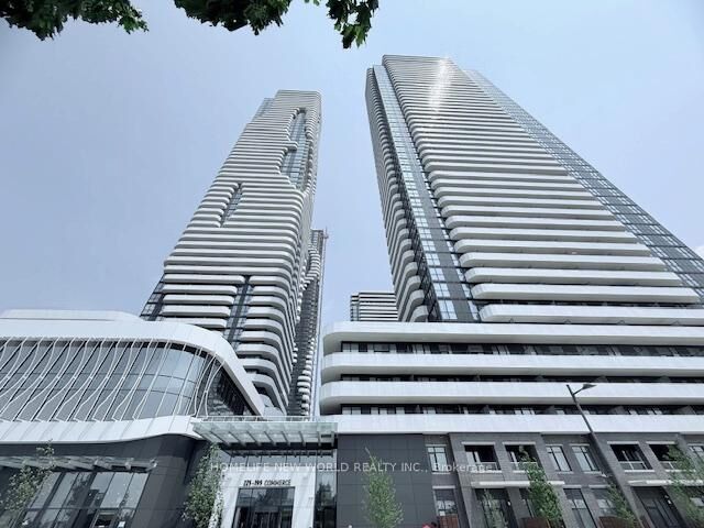 Property Photo: 225 Commerce Street 4607 ON L4K 0R1
