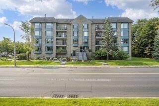 Property Photo: 85 Wellington Street W 204 ON L4G 2P2