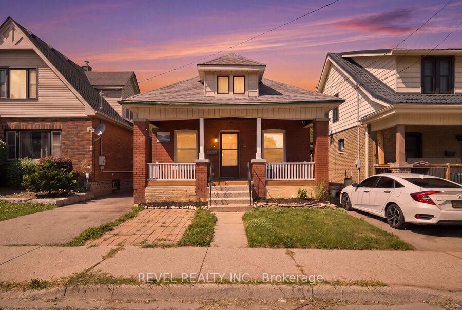 Property Photo: 104 Mary Street ON N3S 3B7