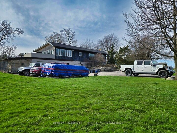 Property Photo: 1030 Metler Road ON L0S 1C0