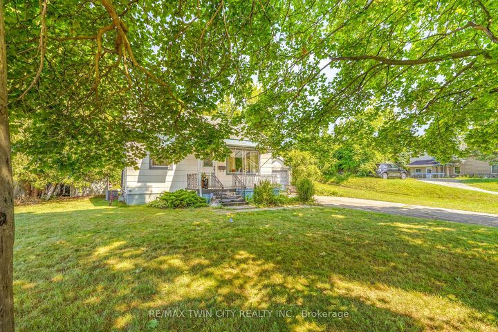 Property Photo: 45 Wellington Street ON N3L 1T2
