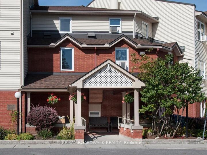 Property Photo: 848 Seyton Drive 339 ON K2H 9G6