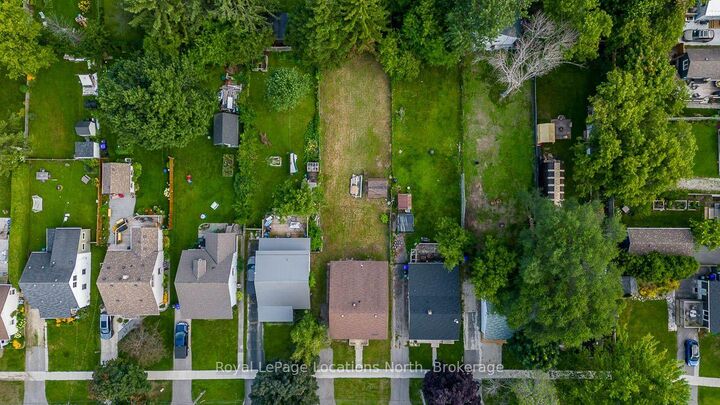 Photo de la propriété:  107 Eighth Street  ON L9Y 2C6 
