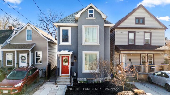 192 Wood Street E — photo 1