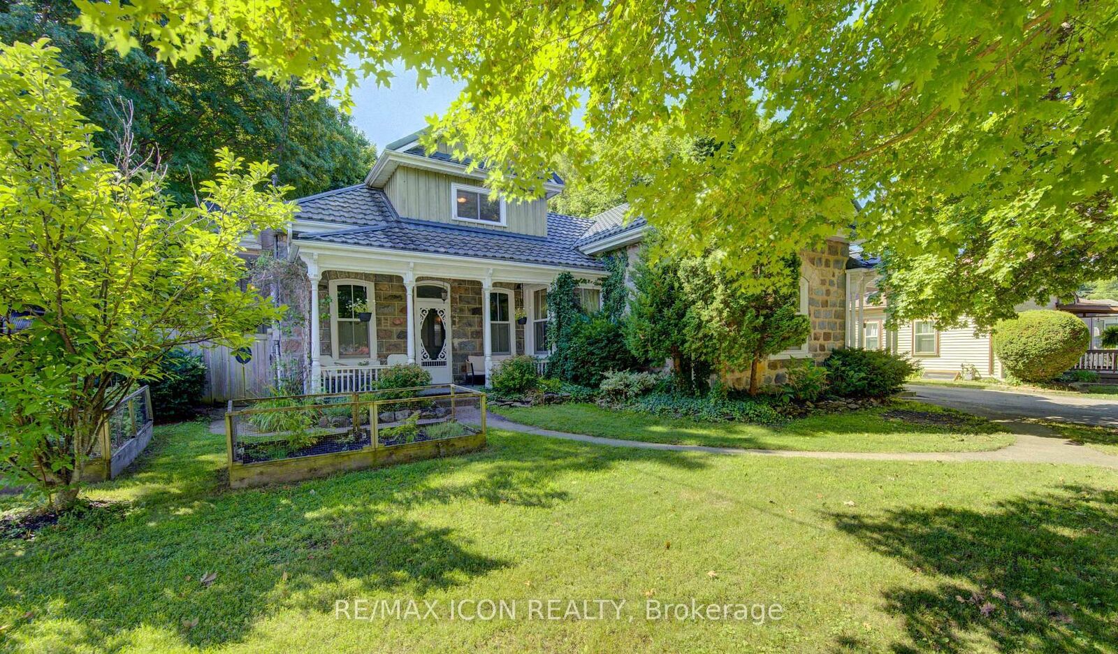 Property Photo: 63 Birch Street ON N1R 2M6