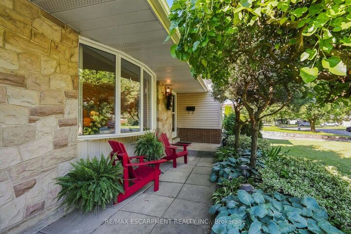 Property Photo:  31 Valerie Drive  ON L2T 3G3 