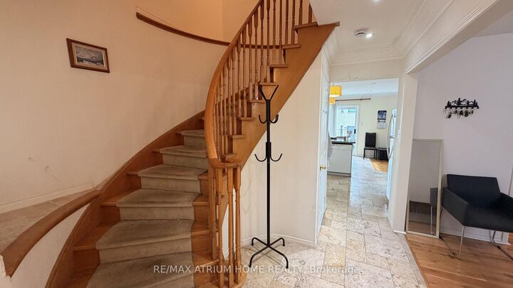 Property Photo: 5389 Wilderness Trail Main ON L4Z 4A8