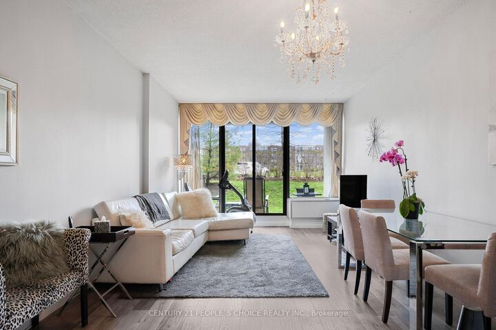 Property Photo:  20 Fashion Roseway N/A 105  ON M2N 6B5 