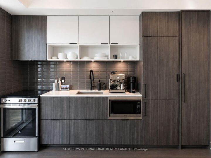 Photo de la propriété:  60 Tannery Road 509  ON M5A 0S8 