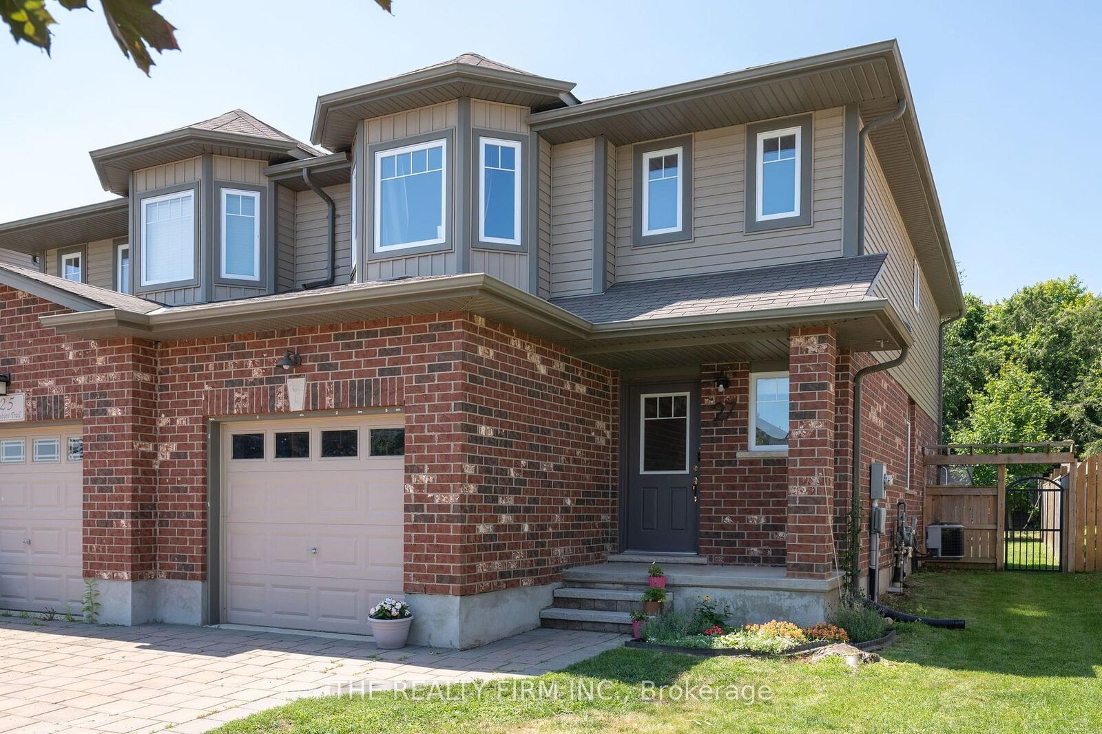 Property Photo: 27 Leesboro Trail ON N0M 2P0
