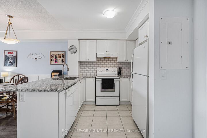 Photo de la propriété:  70 Baycliffe Crescent 312  ON L7A 0Z5 