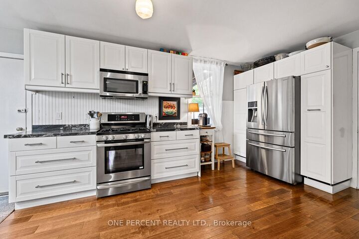 Property Photo:  3 Bird Avenue  ON L6V 1K8 