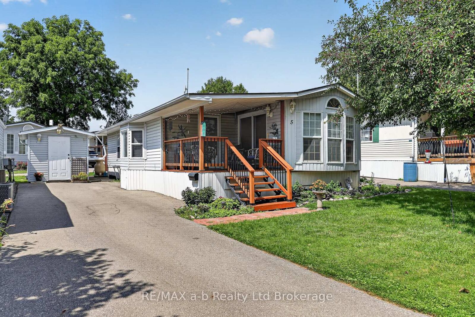 Property Photo: 595487 59 N/A N 5 ON N4S 7W1