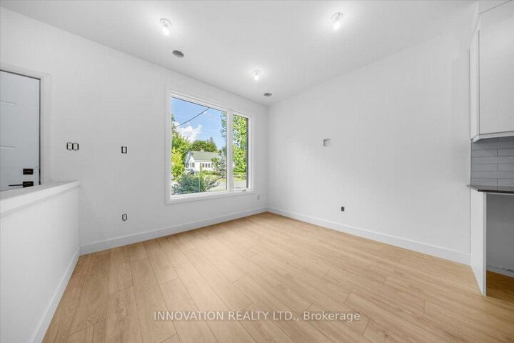 Property Photo:  486-1 Wentworth Avenue  ON K2B 5K1 
