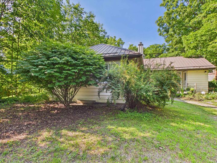 Property Photo:  418 Elgin Street  ON N0H 2C0 