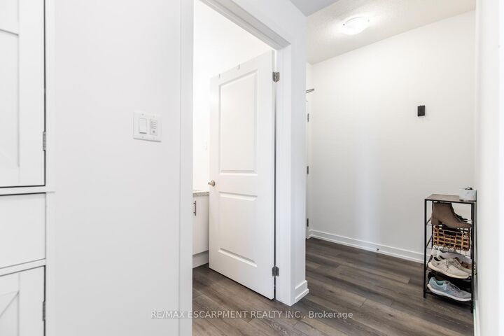 Property Photo: 10 Mallard Trail 531 ON L0R 2H1