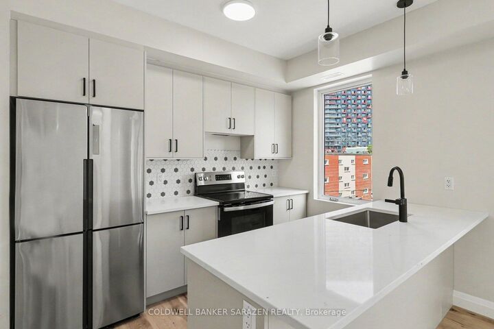 Property Photo: 42 McArthur Avenue 102 ON K1L 6R2