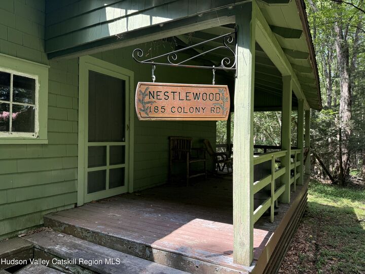 Property Photo:  185 Colony  NY 12406 