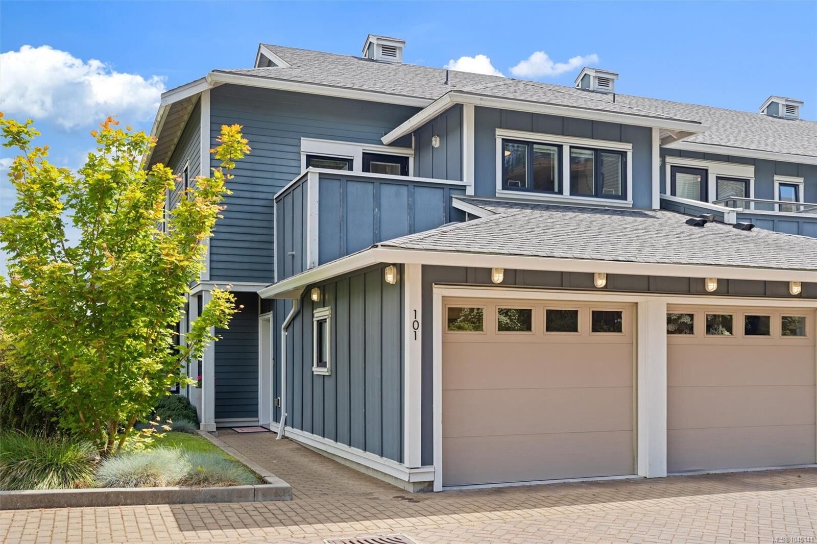 Property Photo: 3916 Carey Rd #101 BC V8Z 4E2