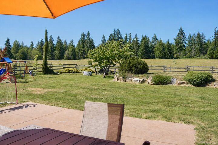 Property Photo: 9351 Central Lake Rd BC V9Y 8Z1