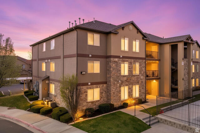 Property Photo: 946 W 630 S 46 UT 84062